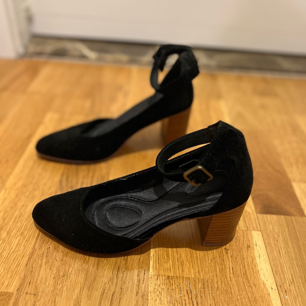 Soludos Black suede Ankle Strap Block Heels